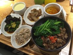 -72街红烧排骨饭(海珠丽影广场店)