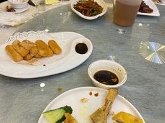 -侬佳蒸菜馆(听潮店)