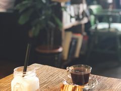 -出走咖啡·面包(宋庄店)