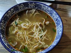 -陇上全荟兰州传统牛肉面(延吉路店)