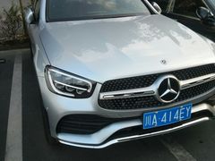 -成都中升之星奔驰4S店