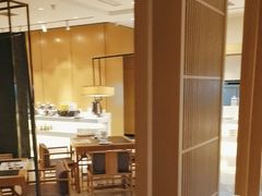 -鱼鲜饭香·招牌汽锅剁椒鱼头王