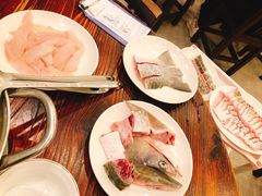 -正能量脆肉鲩火锅