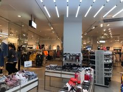 -H&M(天一广场店)