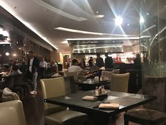 大堂-乐咖啡西餐厅(太湖皇冠假日酒店)