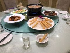 -艳阳天酒店(五里新村店)