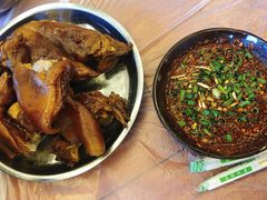 -王万妈卤猪脚(青岩交通路)