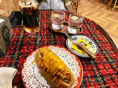 -Rabbit Cafe私房西餐甜点咖啡(栖霞路店)