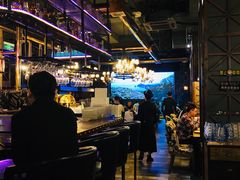 -爱啤精酿·民谣酒馆(滨江店)