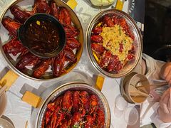 -巴厘龙虾·榜首油焖大虾(音乐学院·沿江酒馆店)