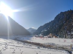 -天山神秘大峡谷