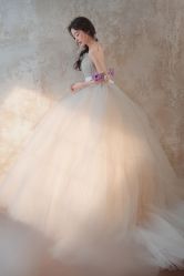 -雪中彩影婚纱摄影·微光艺术中心