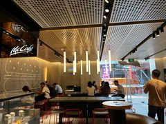 -麦当劳(龙阳路店)