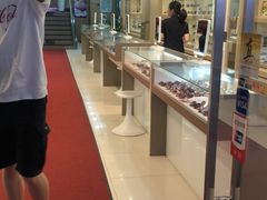 -茂昌眼镜(南京东路店)