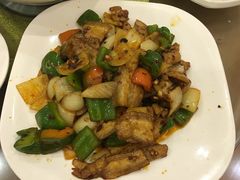 -顺峰渔港中国人的餐厅