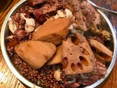 莲藕章鱼煲猪踭-农汤老店(顺联公园里店)