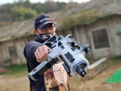 -东湖小天池真人CS彩弹野战基地