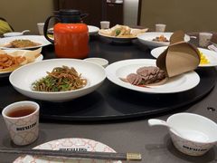 -阿瓦山寨·湘菜现炒·剁椒鱼头王(咸阳总店)