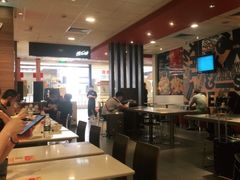 大堂-麦当劳(汉口火车站候车室店)