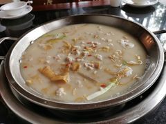 -老来福·非遗酸汤兔(凯旋路店)