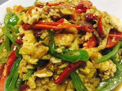 火腿炒农家豆腐皮-辣公子·千岛湖私房菜(滨江店)