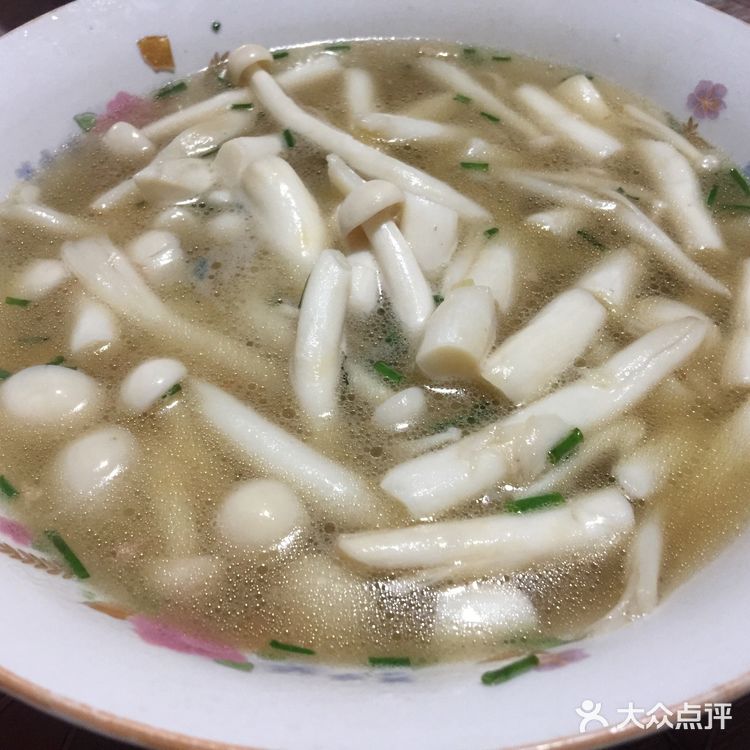 几分钟搞定家常简单快手菜之白玉菇汤