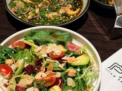 主厨牛油果花园沙拉-庐灶江南·江南菜·四合院Bistro(东直门雍和宫·原华侨宾馆店)