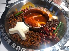 -贤合庄卤味火锅(时代广场店)