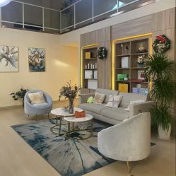 -百秀名媛纹绣美学护肤中心