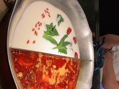 -湊湊火锅·茶憩(打浦桥日月光店)