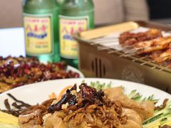 -红东阁东北菜烤肉酒馆(CROSS万象汇店)