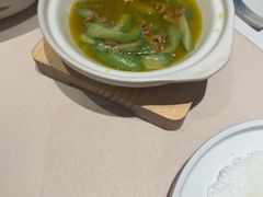 -八府香鸭·啫啫煲(华山路店)