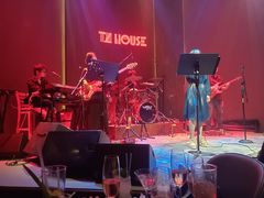 -TZ House音乐现场(来福士中心店)