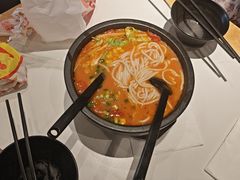 -鸡汤过桥·过桥米线