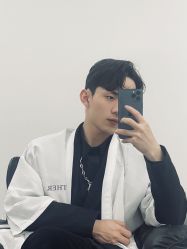 -AYO SALON