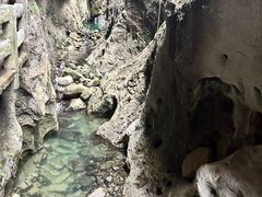 -龙水峡地缝景区