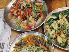 -后街佬·炭火鲜鱼杂(南城店)