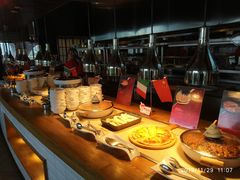 自助取餐区-东方明珠·可口可乐欢乐餐厅