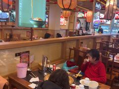 -沸炉重庆老火锅(军事博物馆店)