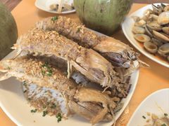 -班赞海鲜市场胖阿姨加工点