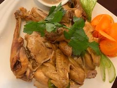 -Neary Khmer Restaurant