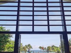 -亚龙湾喜来登·美景台大堂吧
