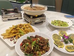 -刘胖子家常菜·蹄花焖藕(中南店)