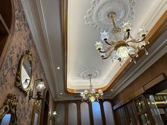 -秘密旅行Bonjour(黑金冠 江南西店)