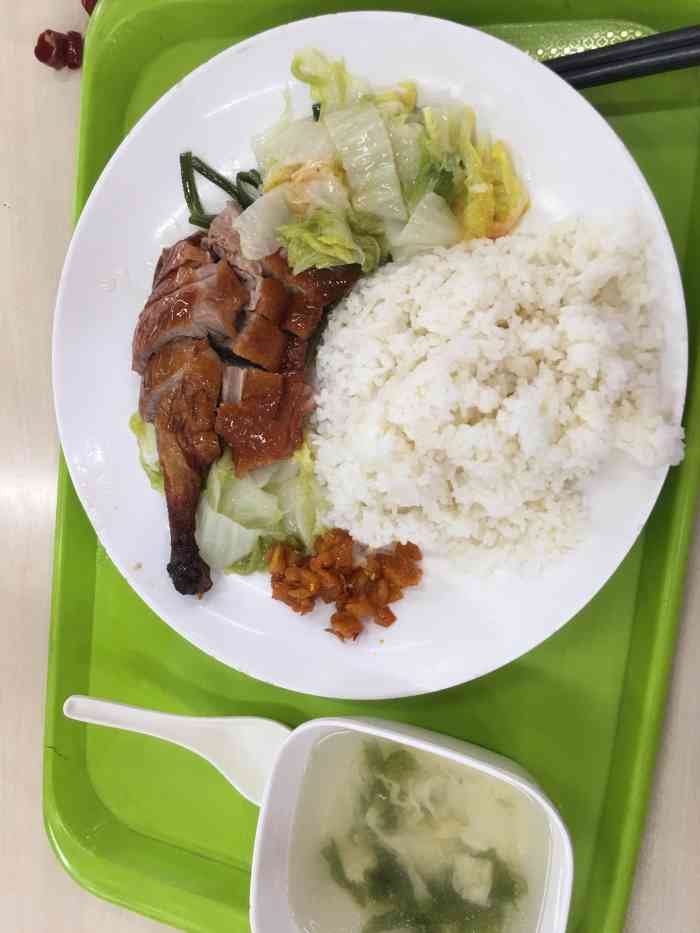 久久丫鸭脖(沧源路3店)-"买的鸭翅,板肠,不入味,吃一口就不想吃了.