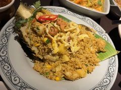 -大头虾越式风味餐厅(光明广场店)