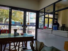 靠窗位-李老五腊牛肉夹馍(大差市店)