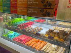 -HappyMiss花满楼·鲜花饼·鲜花茶·伴手礼(上海环球港店)