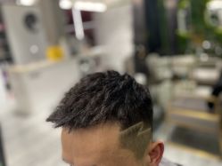 点击看大图 -卓梵美发·精品Salon