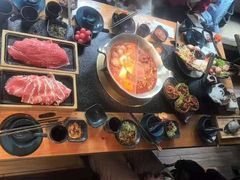 -湊湊火锅·茶憩(南京东路悦荟店)